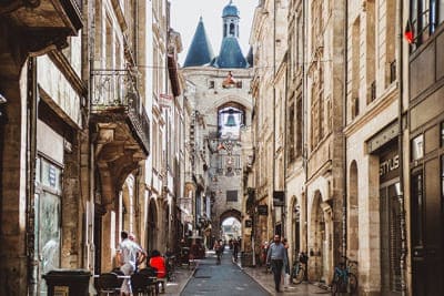 Ruta Razones por las que Burdeos es la Escapada Perfecta en FRANCIA