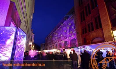 Mercado ambiental y navideño en la Sophienstraße