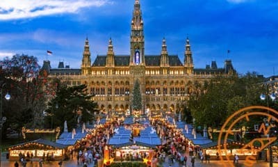 Wiener Christkindlmarkt auf dem Rathausplatz - Mercadillo Navideño de Viena en la Rathausplatz